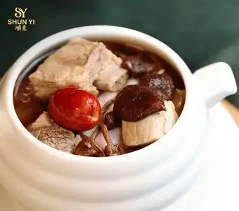 menu shun yi - canh hằng ngày - sườn hầm trà nấm (340x300px)